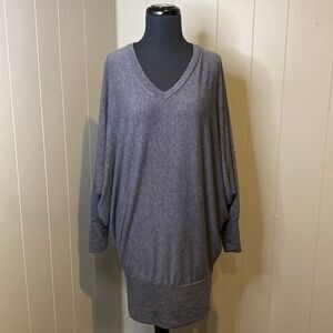 Go Couture Medium Dolman Long Sleeve Sweater Oversized V Neck